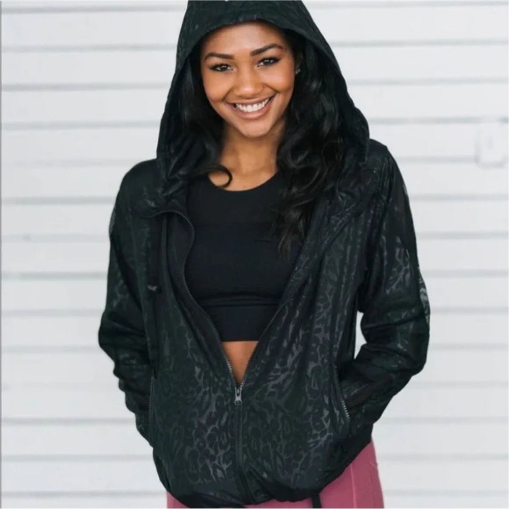 Zyia Active Black Cheetah Print Light Jacket Size XS